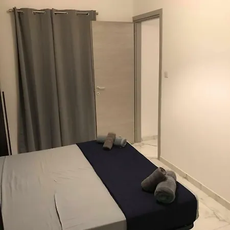 Med Malta Sea Point Court Buggiba Apartmán *